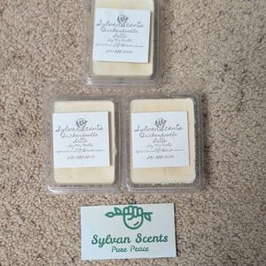 18 Large Snickerdoodle Latte Scented Soy Wax Melts/Tarts